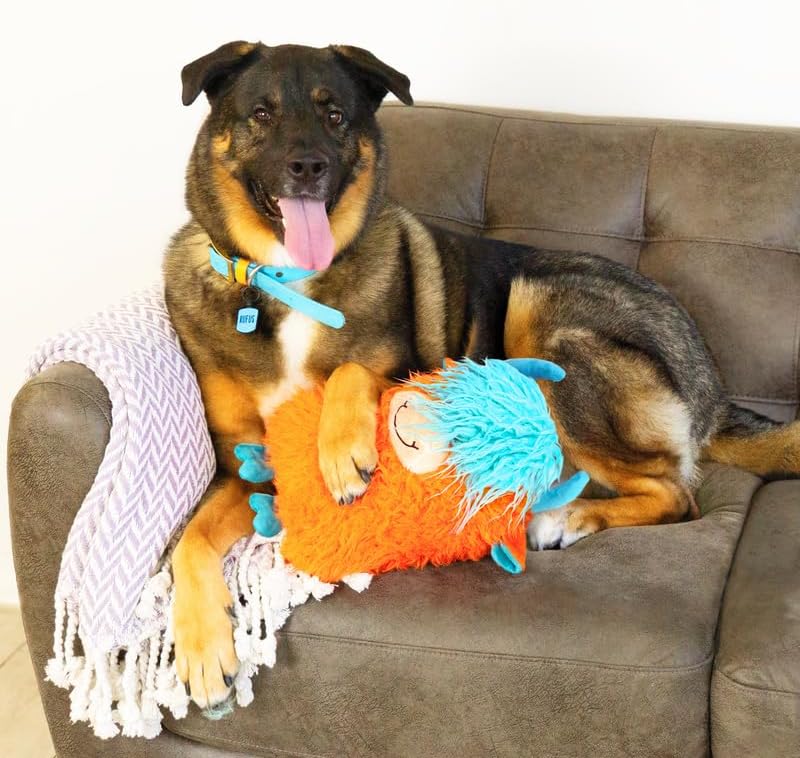 KONG Comfort Highland Cow Dog Toy / Assorted Colors / X-Large | Soft Plush & Squeaky Fun